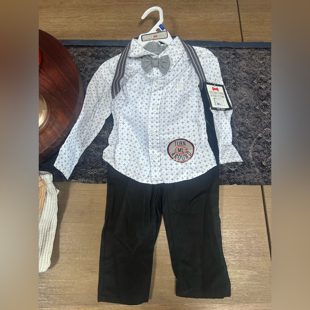 24M Toddler Boy Button-Up Shirts - Bonus bow tie set - Picture 5 of 6